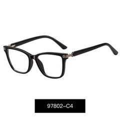 C4 - Negro