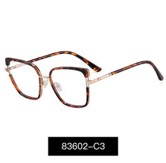 C3 - Animal Print
